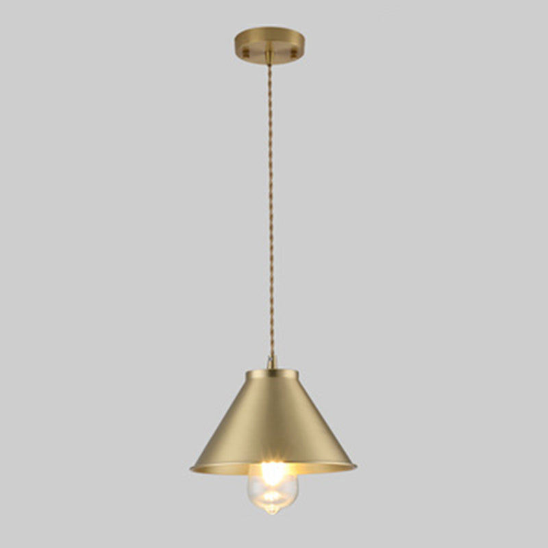 Nordic Shaded Ceiling Pendant Light Metal Dinning Room Down Lighting Pendant in Gold