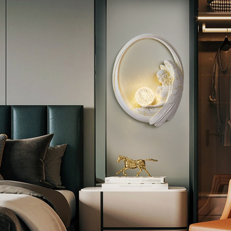 Resin Angel Wall Disconce Artística Luz de pared de 1 luces con sombra acrílica de pelota
