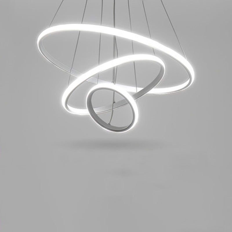 Chandelier moderne Loutières multiples anneaux suspendus en plafond Chaîne de chaîne en métal