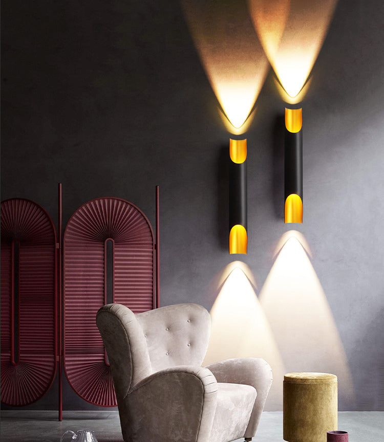 Luz de pared cilindroide negra y dorada en lámpara de pared de aluminio lacado en estilo creativo moderno