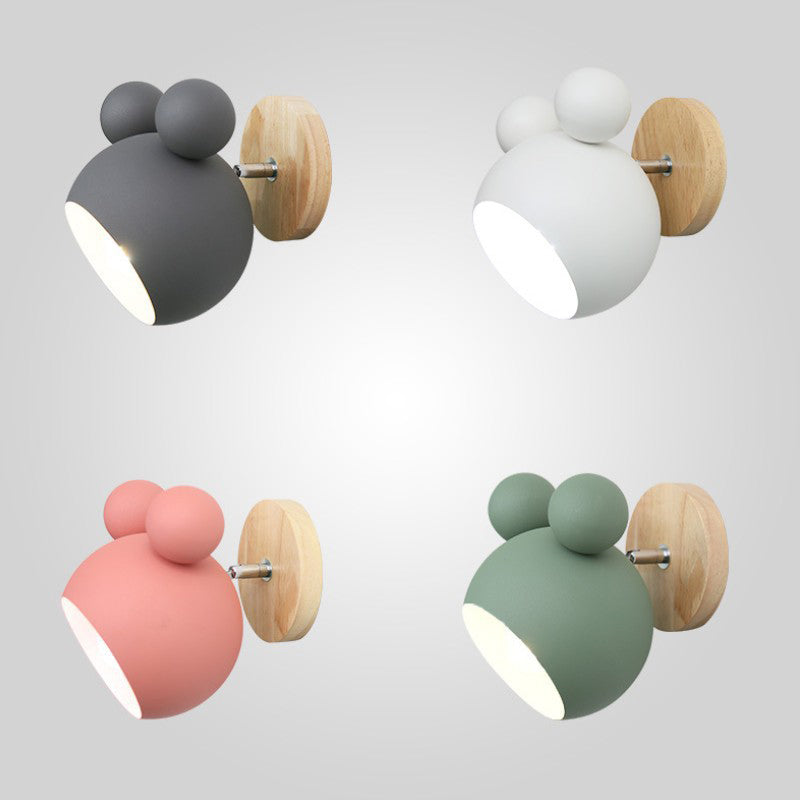 Lámpara de pared de globo de madera de pared única nórdica moderna con sombra de hierro forjado