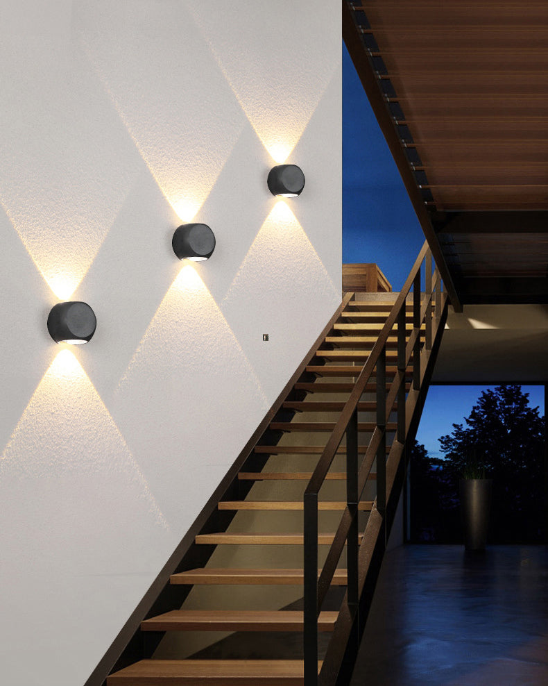 Lámpara de pared LED geométrica negra en moderna simplicidad de aluminio luz de pared impermeable con sombra de vidrio
