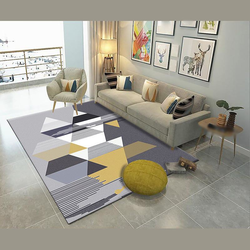 Modern Triangle Pattern Carpet Polyester Area Rug Pet Friendly Indoor Carpet for Home Decoration