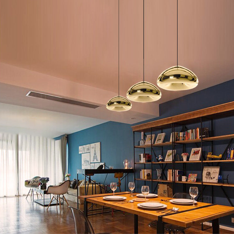 Apparecchiatura a sospensione a sospensione con soffitto sospeso a specchio