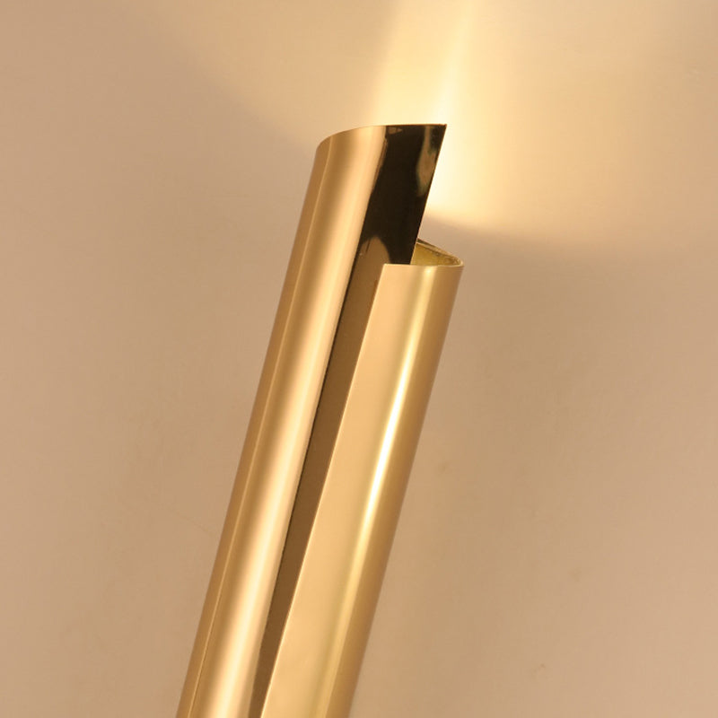 Lámpara de pared curva de pared Simplicidad posmoderna Lámpara de montaje de pared de acero inoxidable para sala de estar