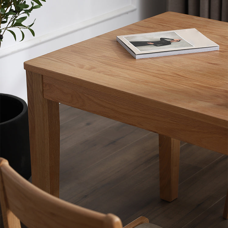 Contemporary Style Dining Table with Solid Wood Dining Table and Chairs for Home Use