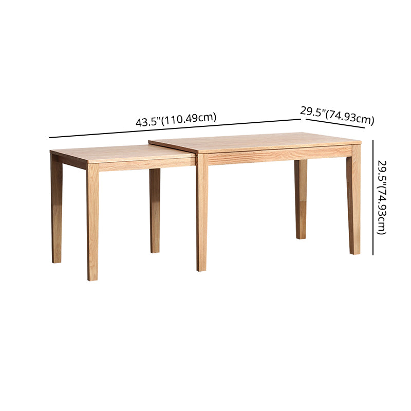 Eigentijdse eettafel met massief houten eettafel en stoelen voor thuisgebruik