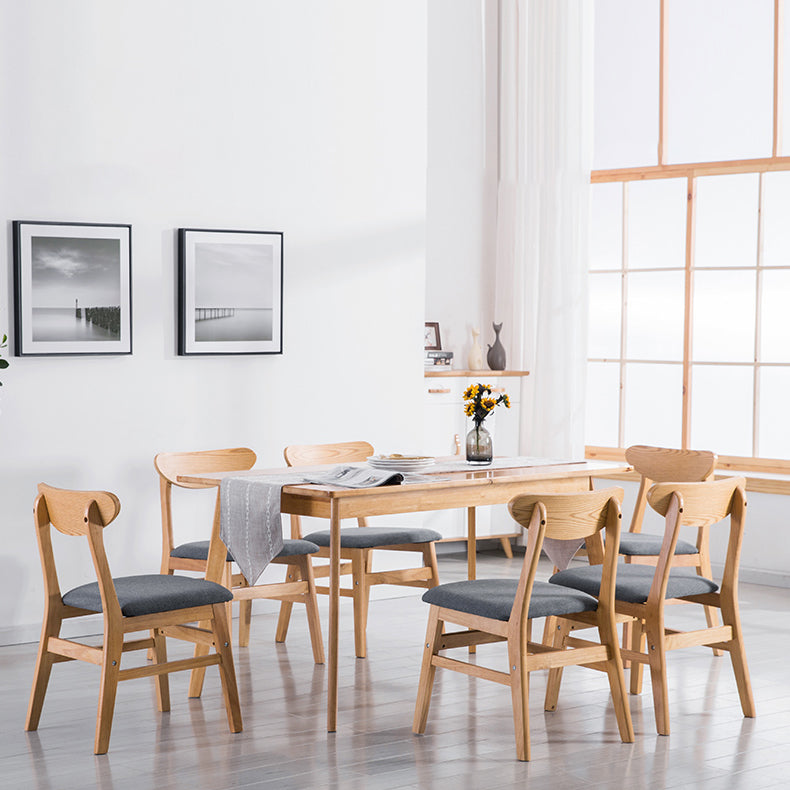 Minimalist Style Solid Wood Dining Room Set with Traditional Height Table and 4 Legs Base