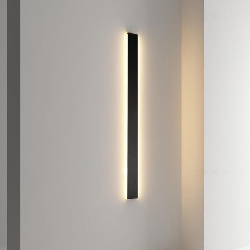 Rectangle Shaped Indoor Wall Mount Light Fixture Modern Style Metal LED Wall Sconce