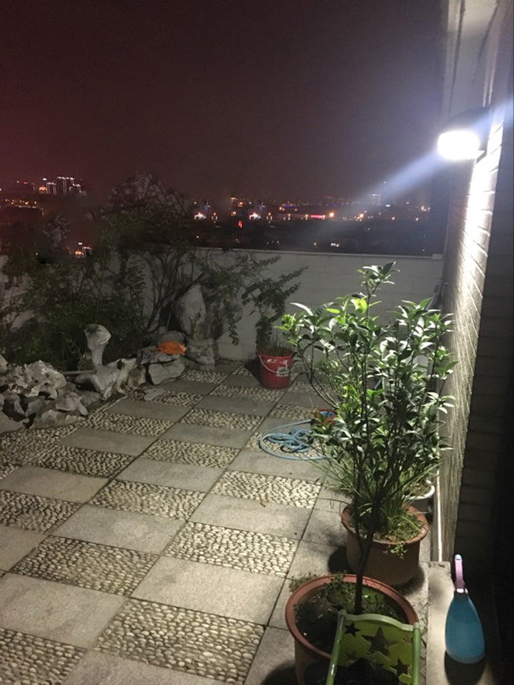 Aluminum Minimalistic LED Wall Sconce in Black Outdoor with Acrylic Shade