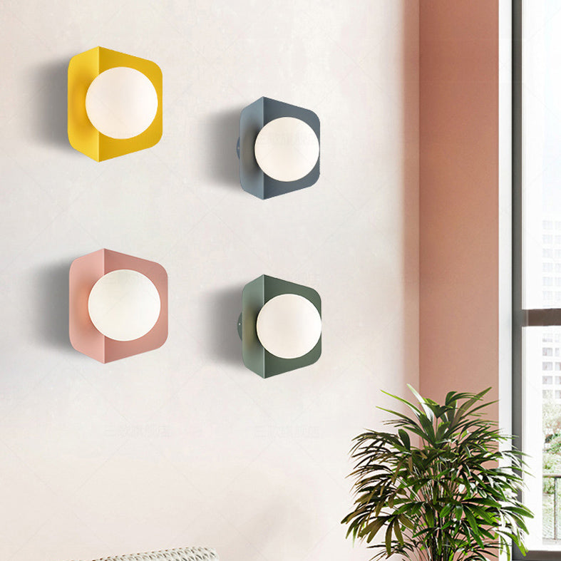 Metal colorido de lámpara de montura de montaje de montaje tono de vidrio 1 lámpara de pared de macarrón ligero apliques