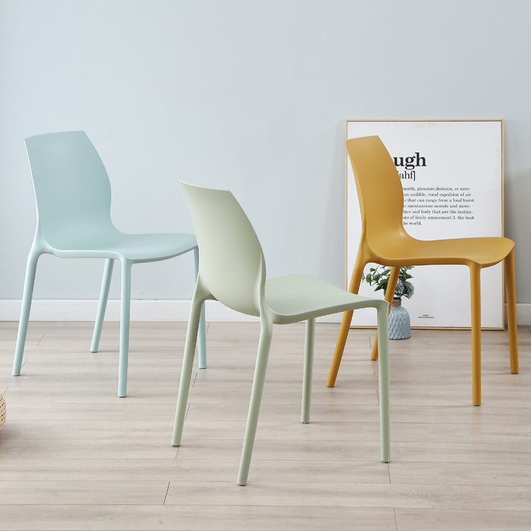 Plastik zeitgenössischer Esszimmerstuhl Solid zu Hause stapelbarer Seitenstuhl