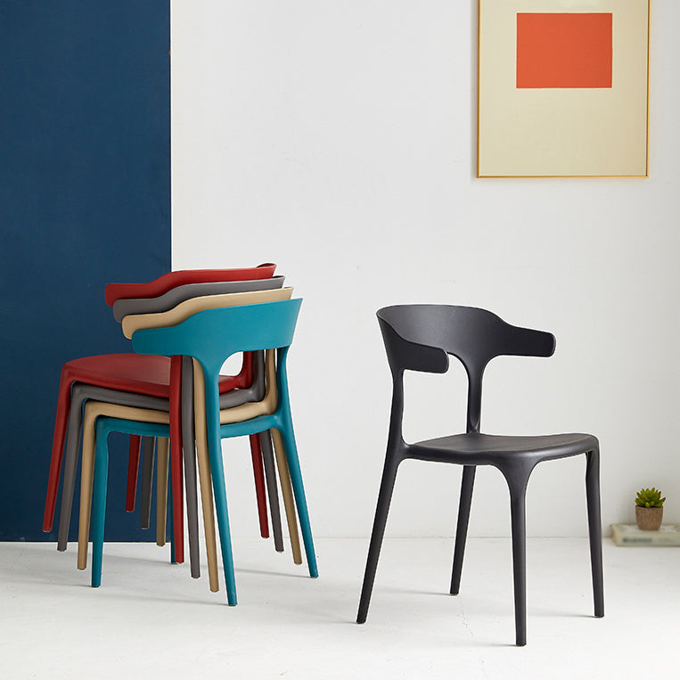 Kunststoff moderner Küchenseitenstuhl 20 '' breiter mattes Finish Armstuhl mit 4 Beinen