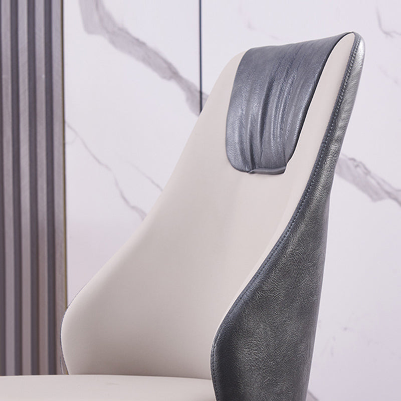 Moderne Metallflügelback -Stuhl -Leder -Essstühle mit schwarzen Beinen