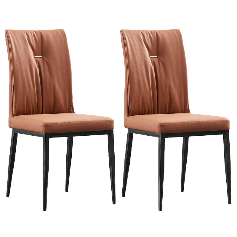Moderne zeitgenössische Leder -Parsons -Stuhlseite Essstühle mit Metallbeinen