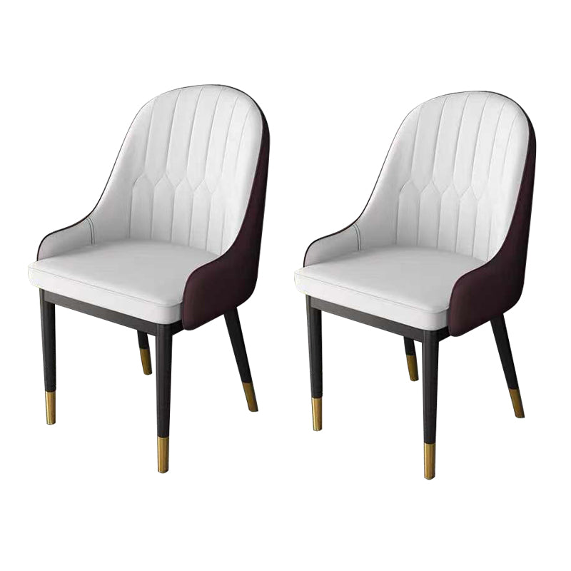 Glamstil Faux Lederstuhl Parsons Essstuhl für Zuhause mit schwarzen Beinen
