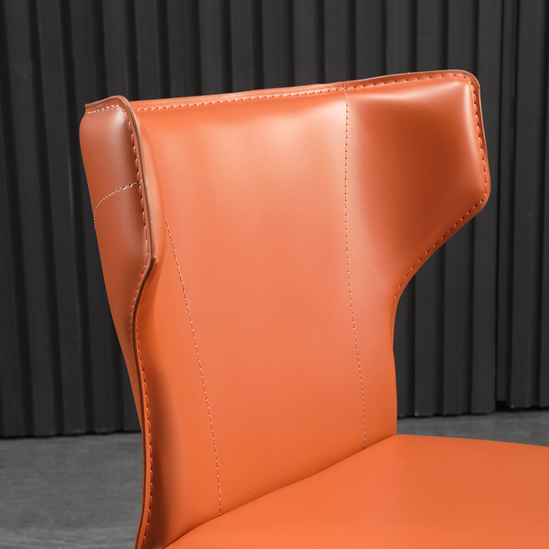 Zeitgenössischer Esstuhl mit Metallbeinen Wingback Parsons Stuhl für den Heimgebrauch