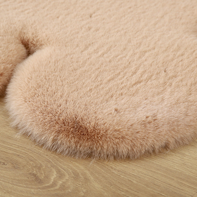 Lovely Bear shaped Rug Funky Solid Shag Carpet Polypropylene Washable Carpet for Home Decoration