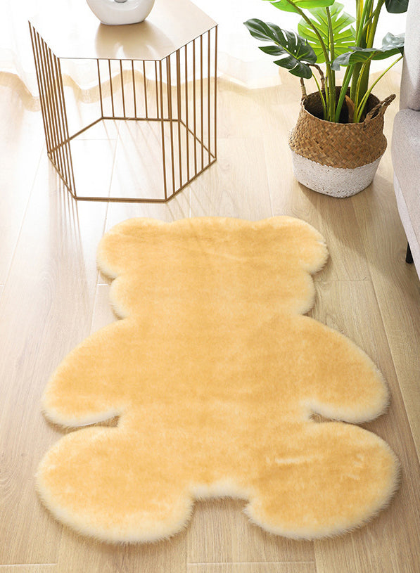 Lovely Bear shaped Rug Funky Solid Shag Carpet Polypropylene Washable Carpet for Home Decoration