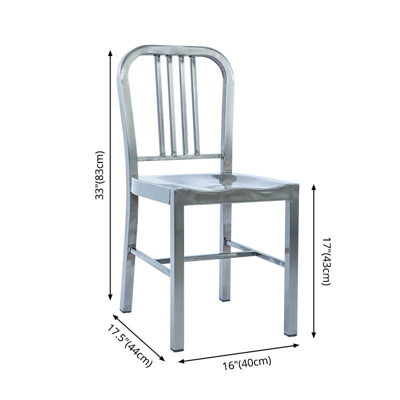 Chaise de salle à manger industrielle Windsor Back Side Atty avec des jambes en métal pour un usage domestique