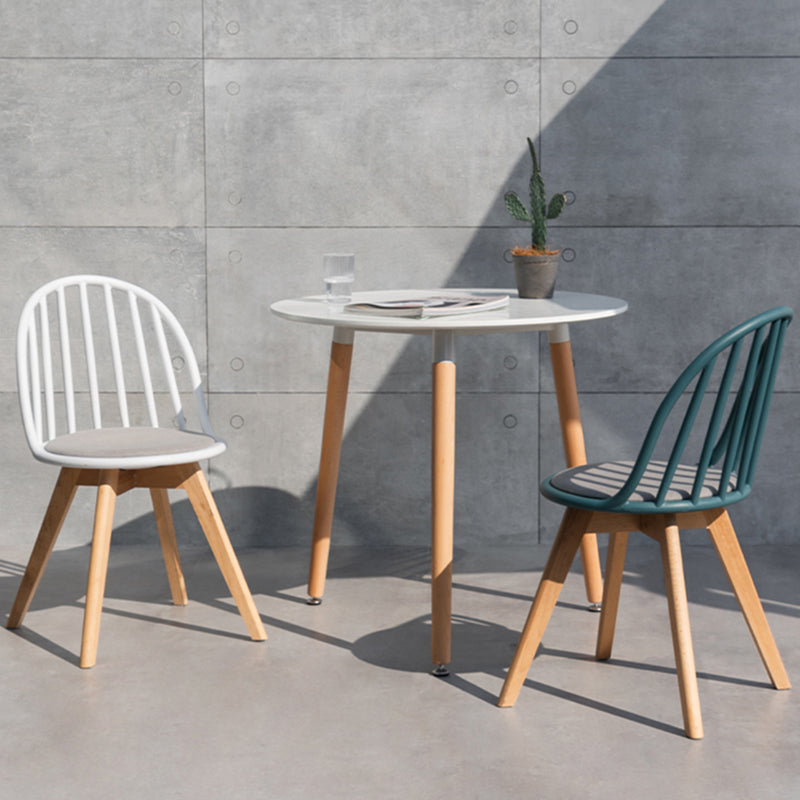 Chaise de salle à manger scandinave, chaise d'appoint à dossier Windsor avec pieds en bois pour usage domestique
