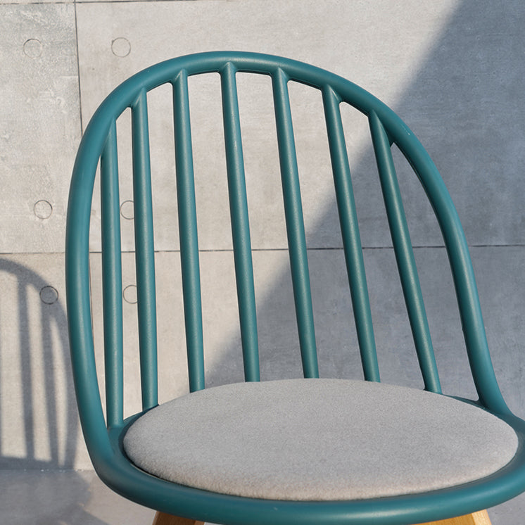Chaise de salle à manger scandinave, chaise d'appoint à dossier Windsor avec pieds en bois pour usage domestique