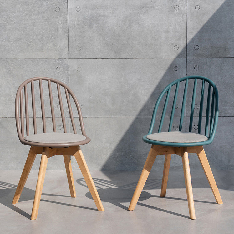 Chaise de salle à manger scandinave, chaise d'appoint à dossier Windsor avec pieds en bois pour usage domestique