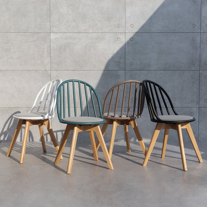 Chaise de salle à manger scandinave, chaise d'appoint à dossier Windsor avec pieds en bois pour usage domestique