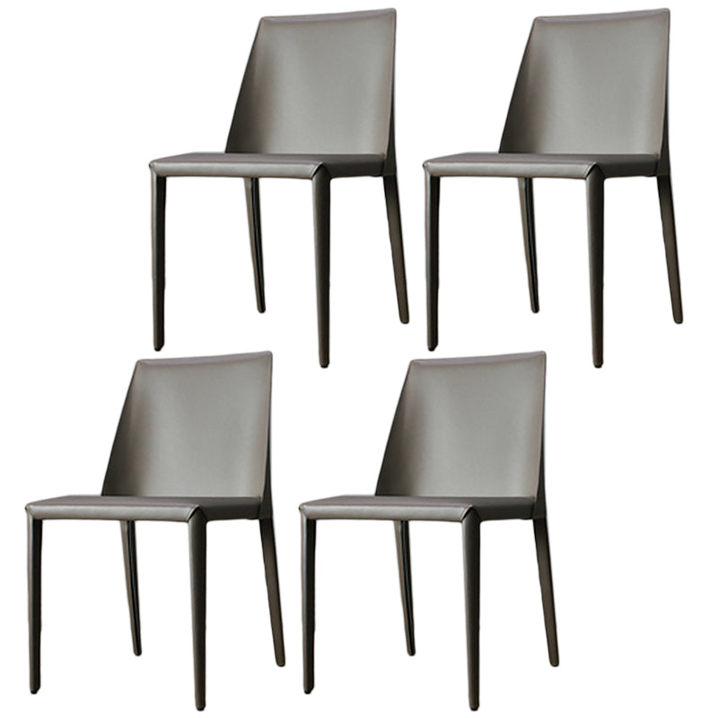 Chaise de salle à manger moderne de 18 po de large, à dossier solide, avec 4 pieds, pour un usage domestique