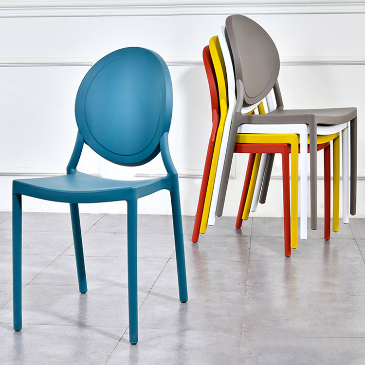 Chaise d'appoint scandinave à dossier ouvert, chaise de salle à manger empilable en plastique