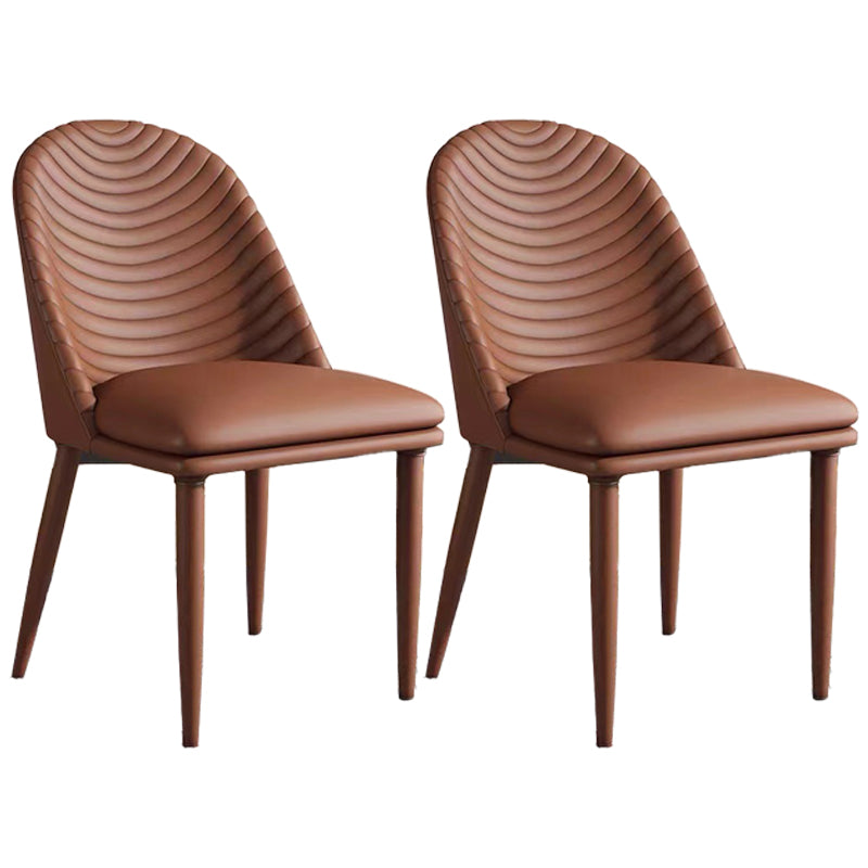 Chaise de salle à manger d'intérieur à base métallique 19" chaise en cuir Parsons large pour restaurant