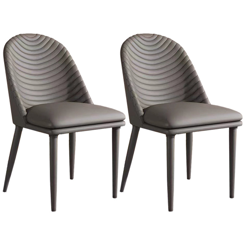 Chaise de salle à manger d'intérieur à base métallique 19" chaise en cuir Parsons large pour restaurant