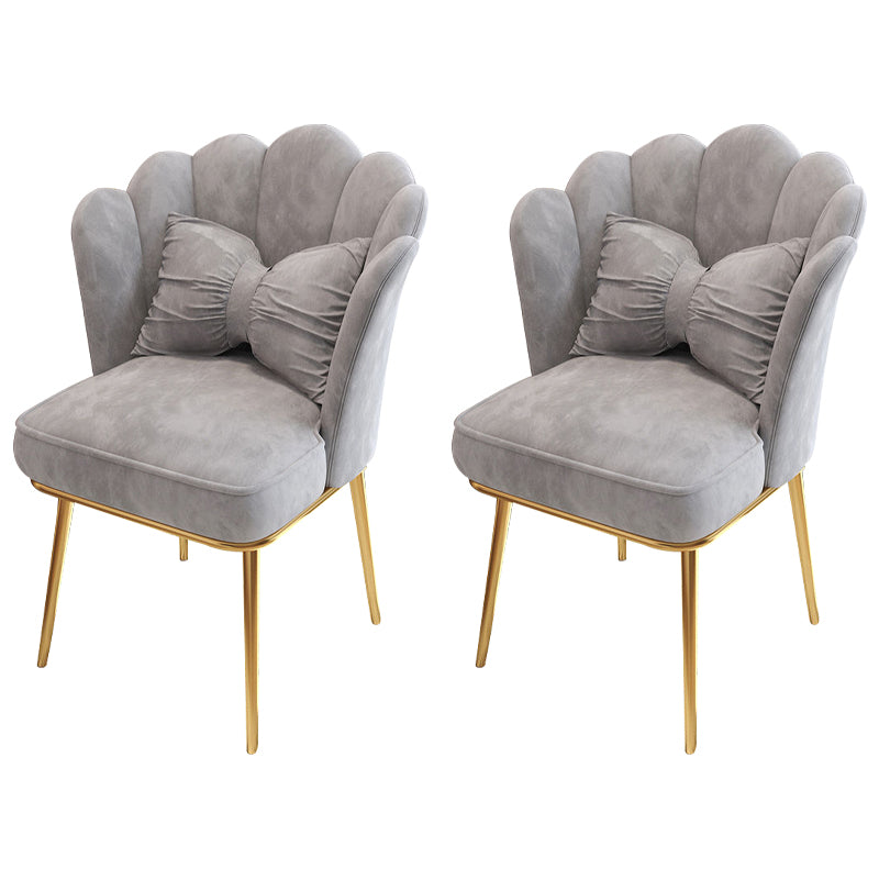 Chaise de salle à manger Glam, chaise à dossier solide de 21 po de large avec 4 pieds en métal pour la maison