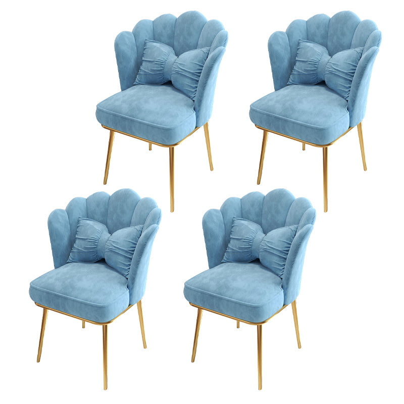 Chaise de salle à manger Glam, chaise à dossier solide de 21 po de large avec 4 pieds en métal pour la maison