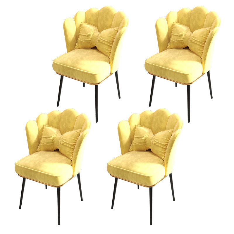 Chaise de salle à manger Glam, chaise à dossier solide de 21 po de large avec 4 pieds en métal pour la maison