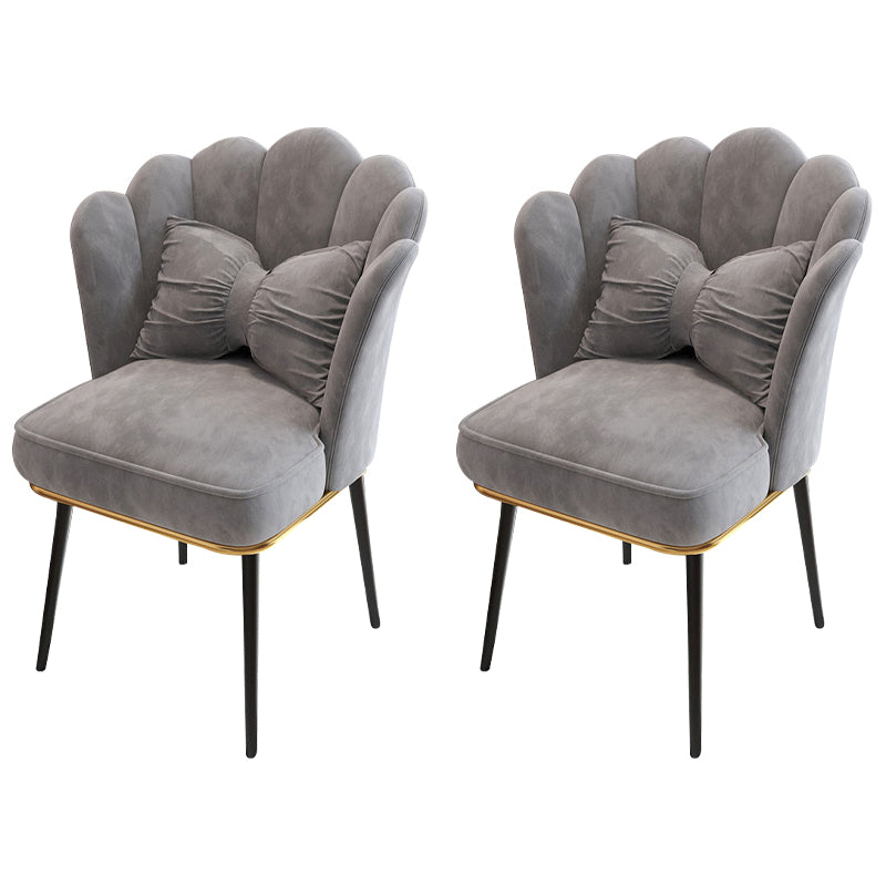 Chaise de salle à manger Glam, chaise à dossier solide de 21 po de large avec 4 pieds en métal pour la maison
