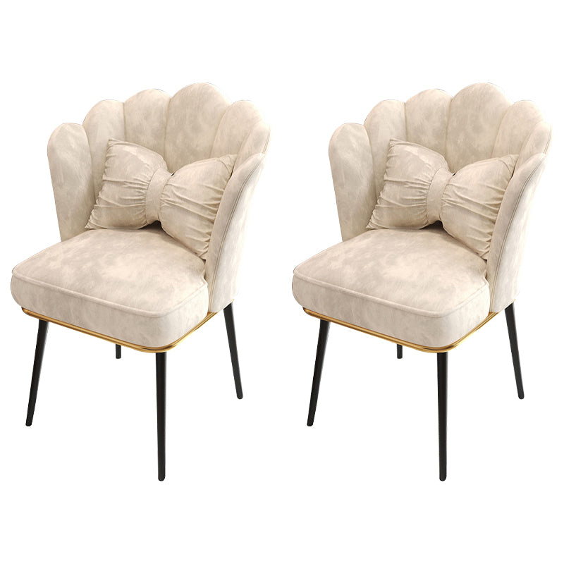 Chaise de salle à manger Glam, chaise à dossier solide de 21 po de large avec 4 pieds en métal pour la maison