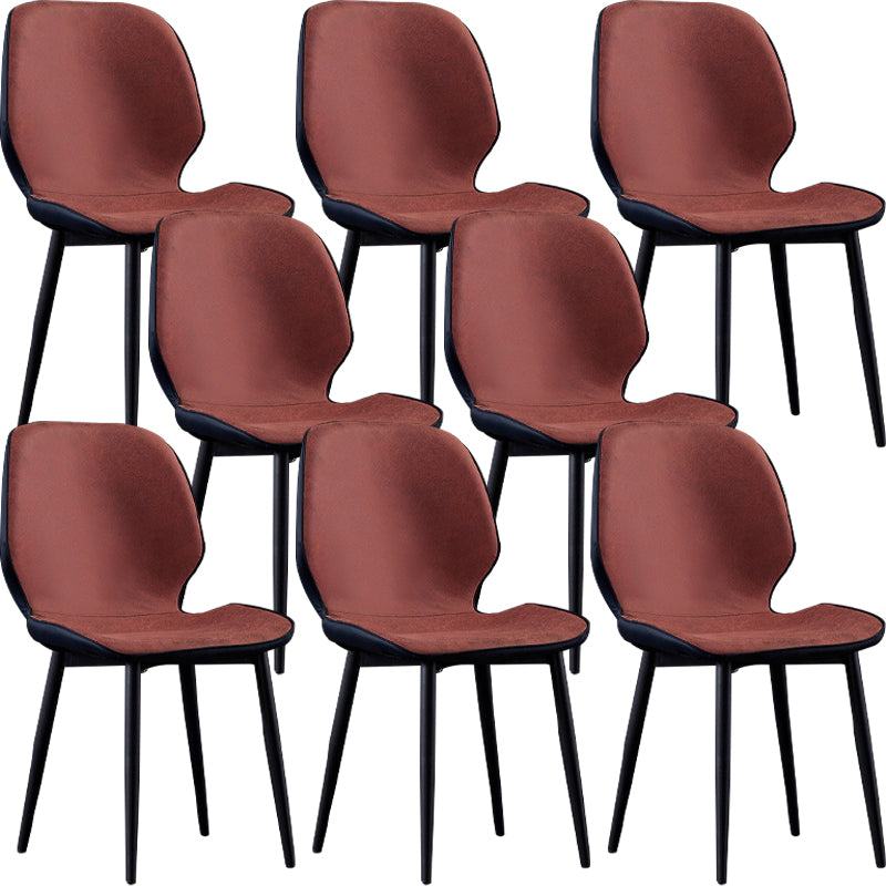 Chaises de salle à manger sans accoudoirs en cuir modernes, chaise latérale à oreilles avec pieds noirs