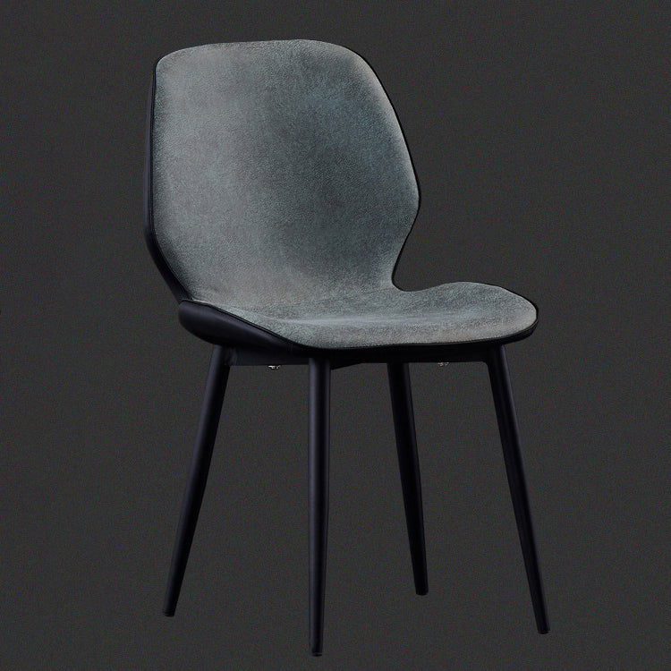 Chaises de salle à manger sans accoudoirs en cuir modernes, chaise latérale à oreilles avec pieds noirs