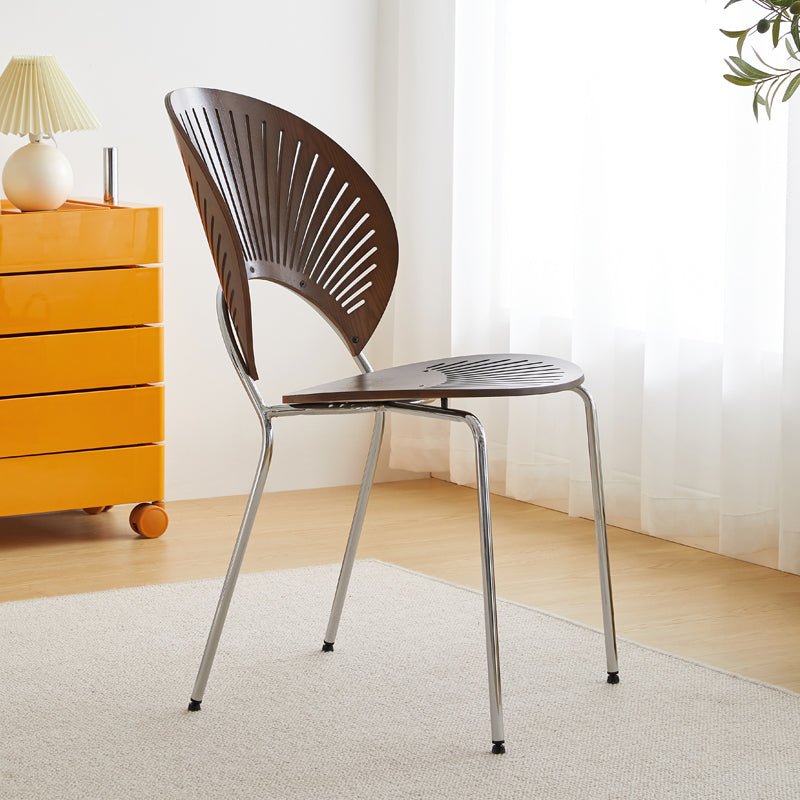 Chaise d'appoint de salle à manger en bois scandinave, chaises à dossier ouvert en forme de coquille avec pieds en métal