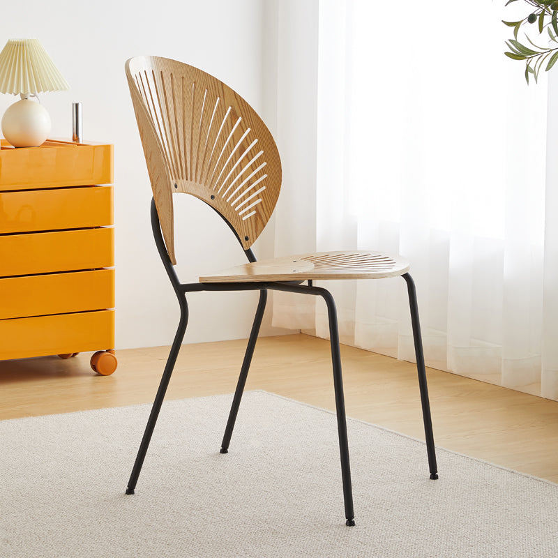 Chaise d'appoint de salle à manger en bois scandinave, chaises à dossier ouvert en forme de coquille avec pieds en métal