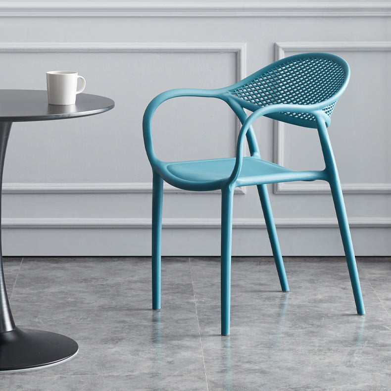 Chaise de fauteuil en plastique contemporain Open Danding Dining Dining Side Claid for Kitchen