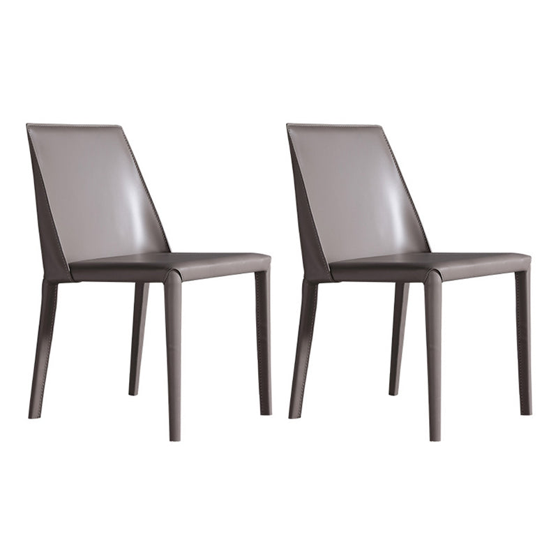 Chaise latérale d'hôtel de style moderne en cuir de selle, finition mate, chaise de salle à manger Parsons