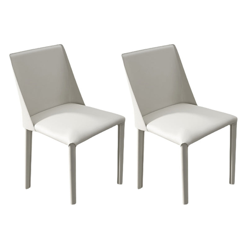 Chaise latérale d'hôtel de style moderne en cuir de selle, finition mate, chaise de salle à manger Parsons