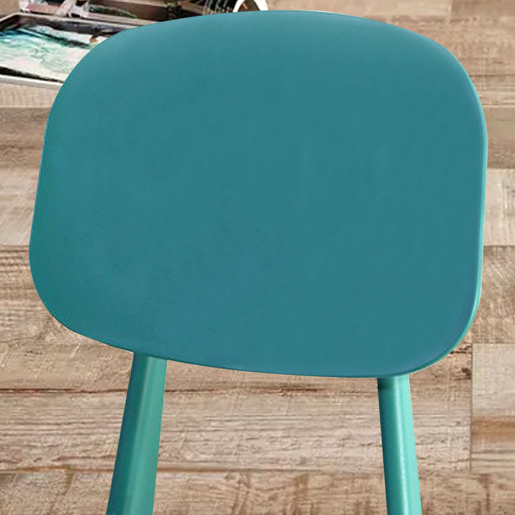Plastic nordique Open Danding Dining Claid 32 "H Chaise de salle à manger pour restaurant