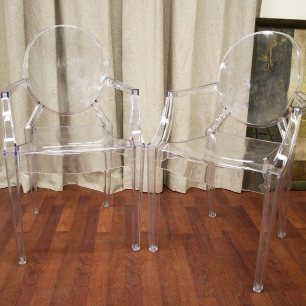 Chaise d'intérieur contemporaine en plastique à dossier ouvert, chaise de salle à manger de 21 pouces de large