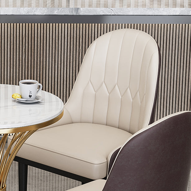 Runder skandinavischer Esszimmer Set Sintered Stone Ess -Möbel Set mit metallischer Basis