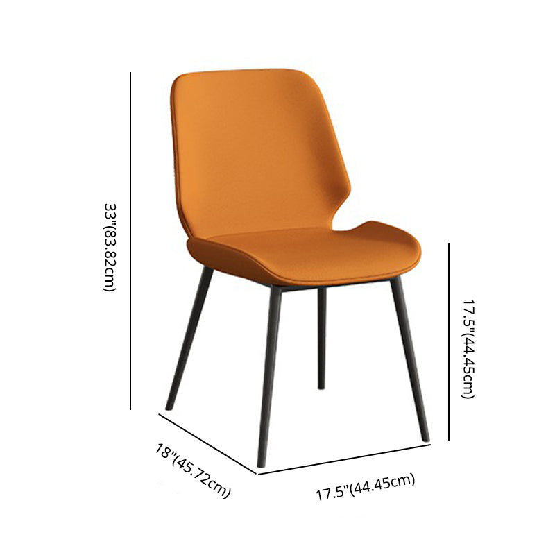 Zeitgenössischer Stil gesinterte Stein Esstisch mit grauem festem Tisch und 4 schwarze Beine Basis