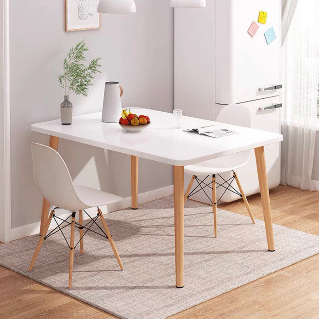 Juego de comedor de madera tradicional con 4 patas de madera marrón claro para muebles de comedor