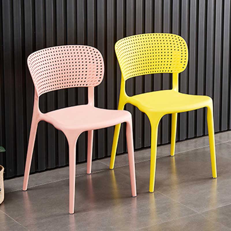 Silla lateral de plástico de comedor de estilo glamor